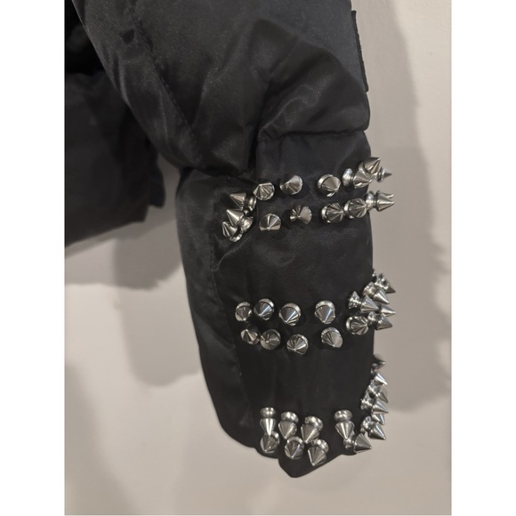 ACDC SPIKED PATCH PUFFER COAT IN BLACK NWT - Picture 14 of 16